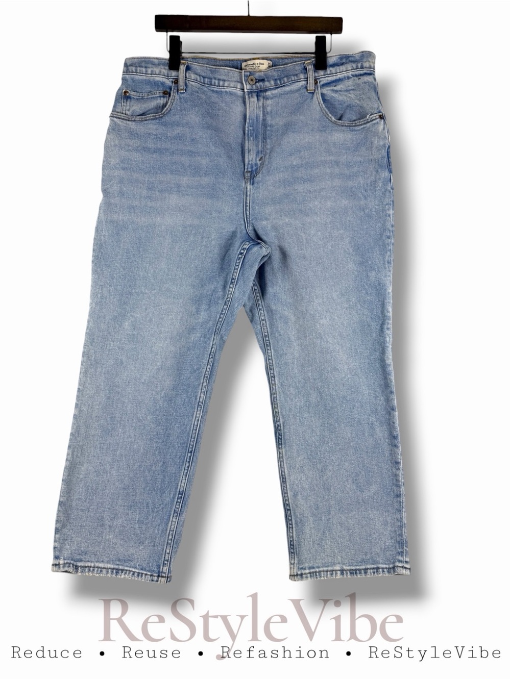 ABERCROMBIE & FITCH Women’s Size 18/34s Denim Jeans Ankle Straight High Rise Fit